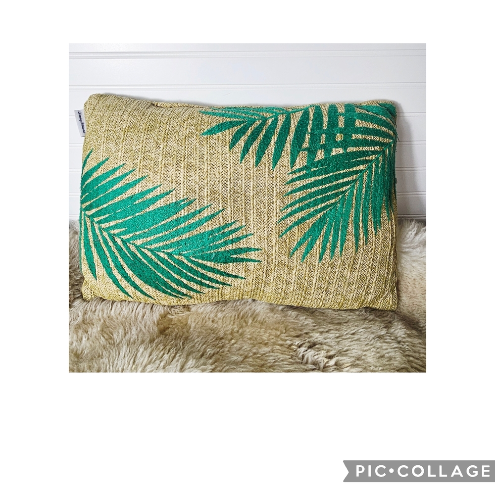 Tommy Bahama Indoor Outdoor Throw Toss Pillow Palm Leaf Green Straw Weave